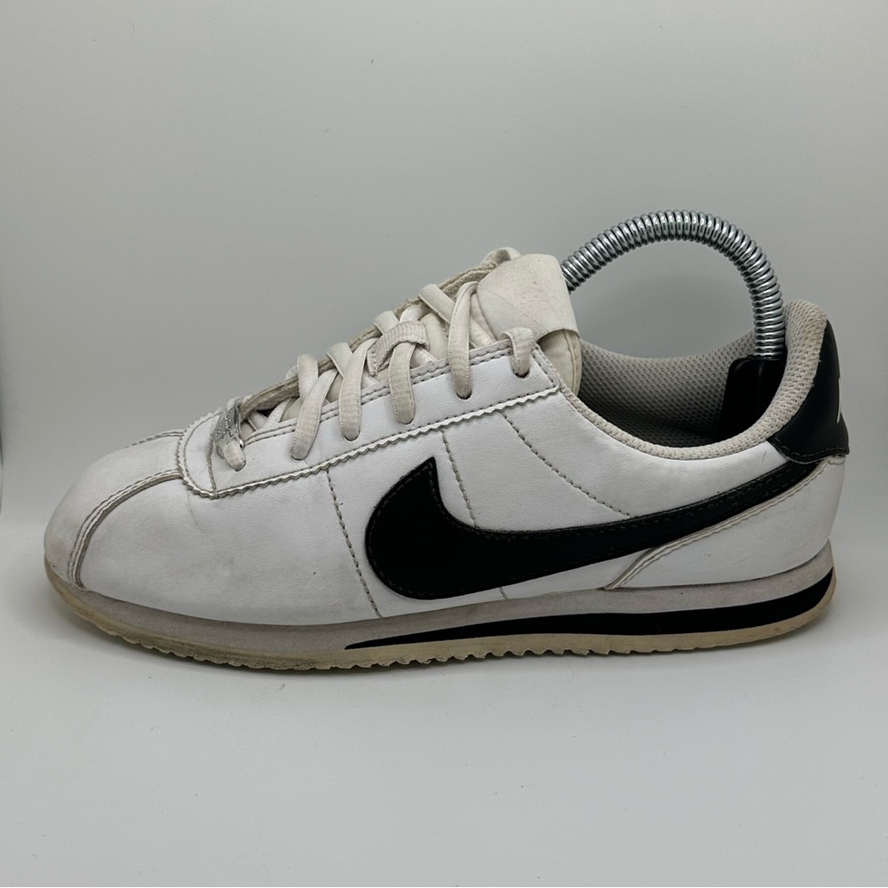 Nike Classic Cortez Size 3.5Y White Black Athletic Shoes Sneakers 904764-102